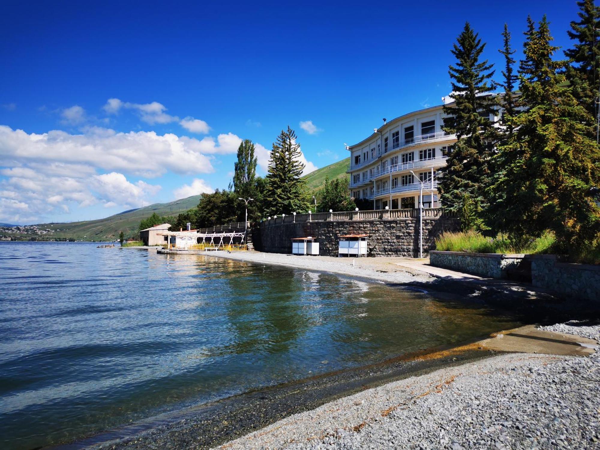 Blue Sevan Hotel Exterior photo