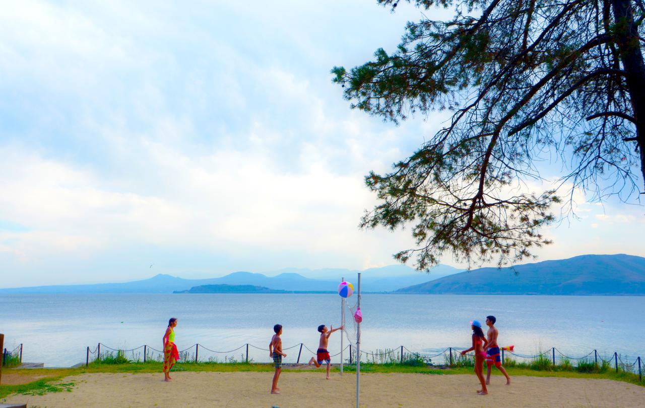 Blue Sevan Hotel Exterior photo